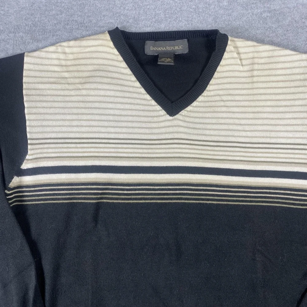 Banana Republic Sweater Mens‎ Medium Black Tan Stripe V Neck Cotton Pullover